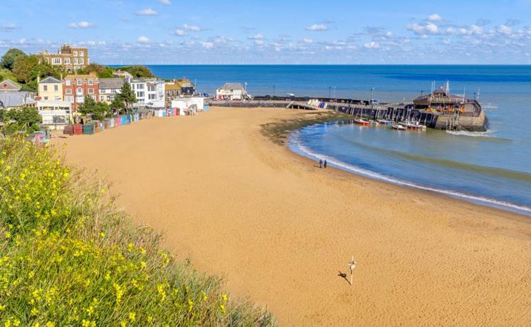 Smuggler'S Cottage Broadstairs Exterior foto